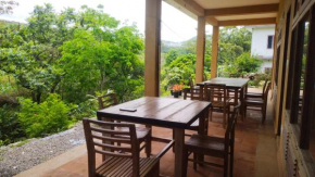 Benny's Home Villa